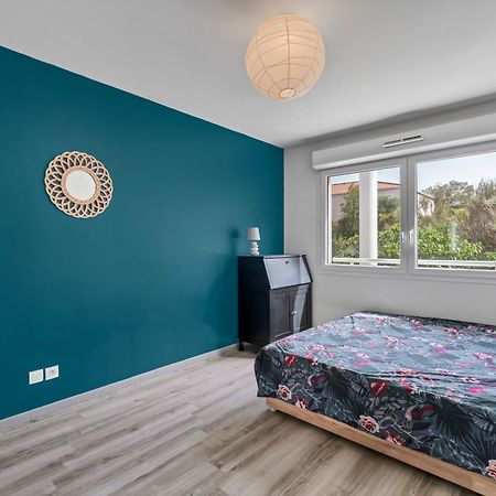 Room In Appartment With Seaview Marseille Luaran gambar